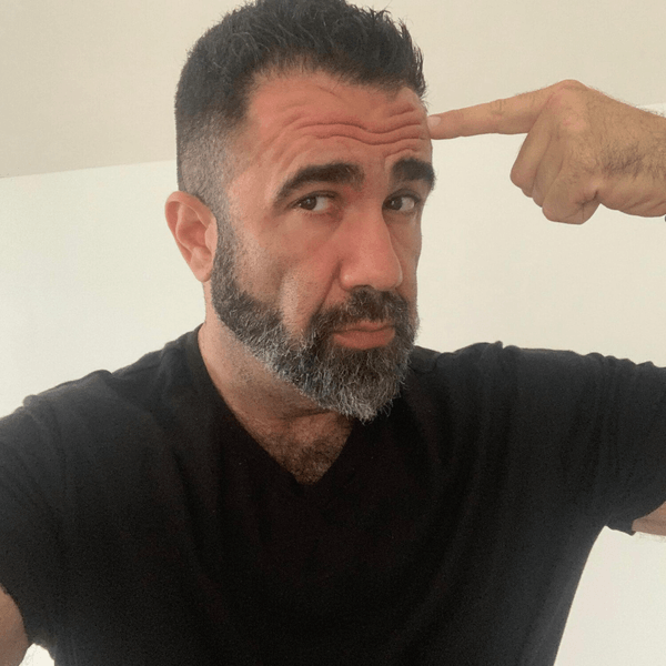 Dan Meredith,  Human Connection in a Digital World + How To Be F*cking Awesome